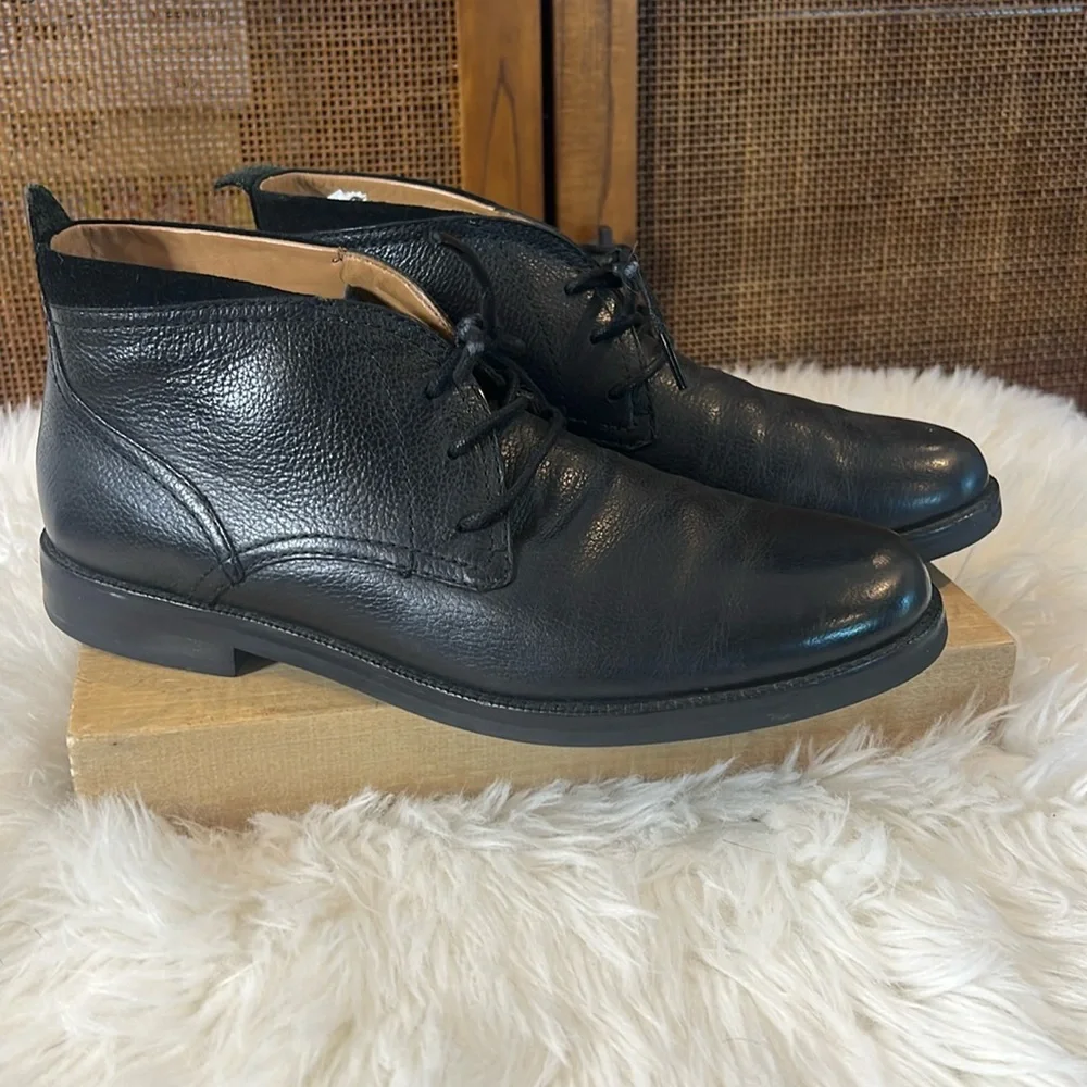 Cole Haan Ogden Stitch Pebbled Leather Chukka Boot